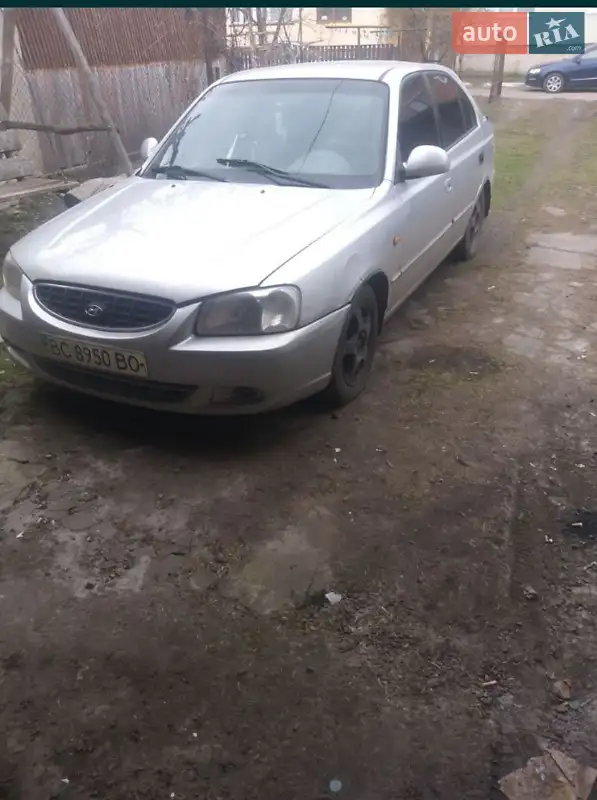 Hyundai Accent