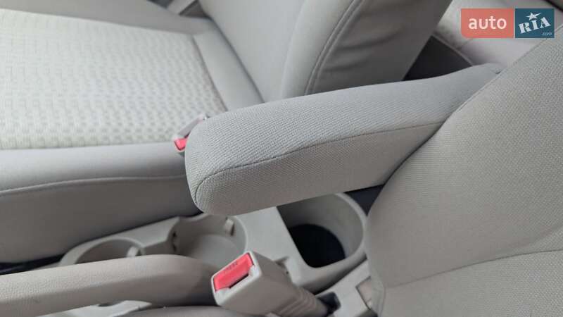 Седан Hyundai Accent 2007 в Киеве