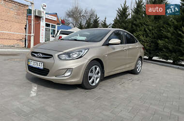 Седан Hyundai Accent 2011 в 