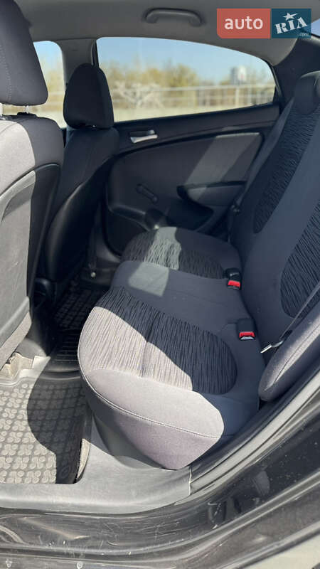 Седан Hyundai Accent 2018 в Киеве