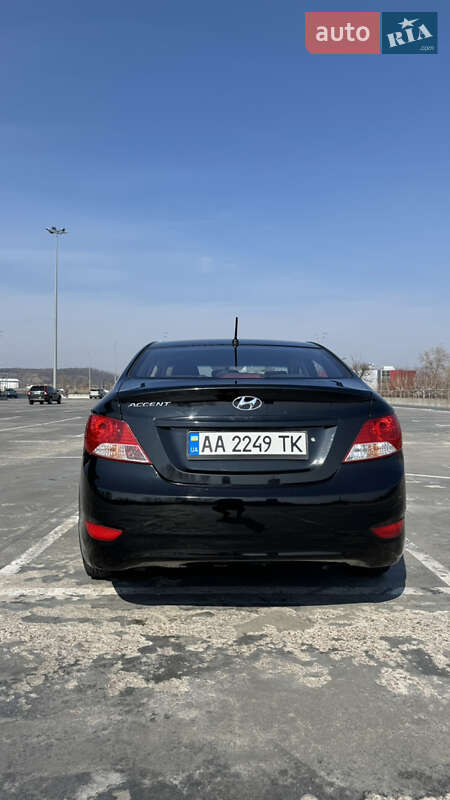 Седан Hyundai Accent 2018 в Киеве