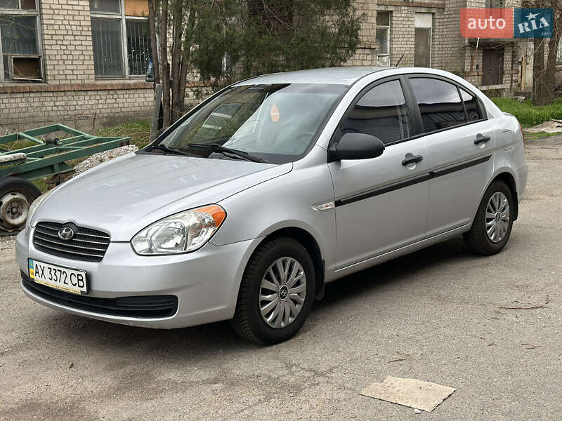 Седан Hyundai Accent 2009 в Запорожье