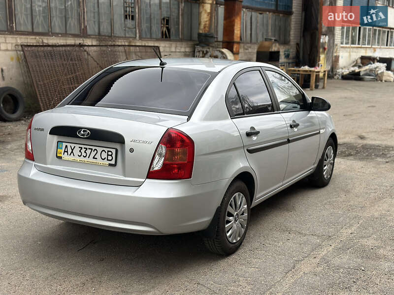 Седан Hyundai Accent 2009 в Запорожье