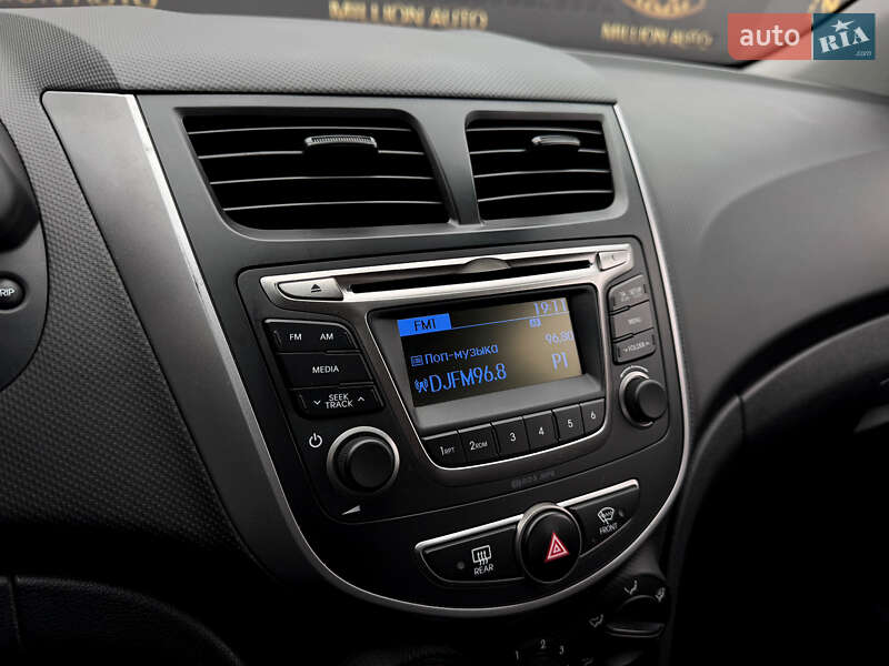 Седан Hyundai Accent 2016 в Киеве