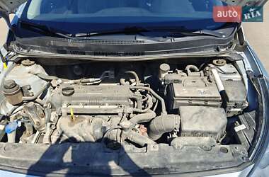 Седан Hyundai Accent 2011 в 