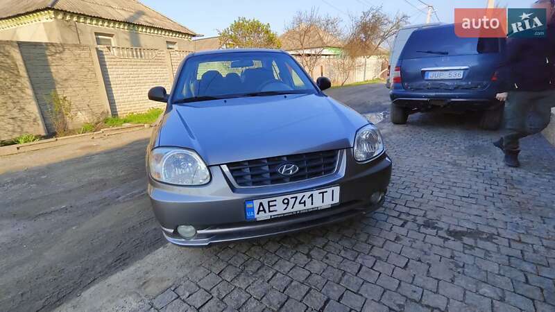 Hyundai Accent 2005