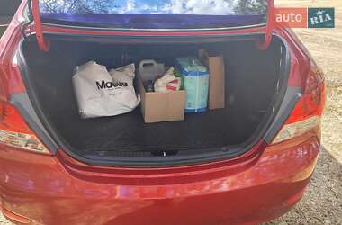 Седан Hyundai Accent 2013 в 
