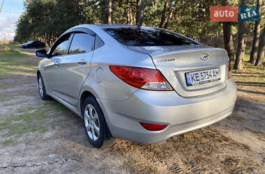 Седан Hyundai Accent 2011 в 