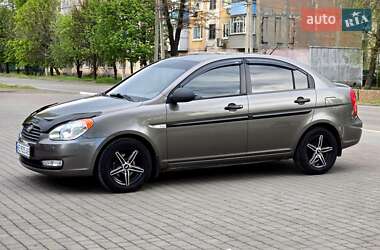 Седан Hyundai Accent 2010 в 