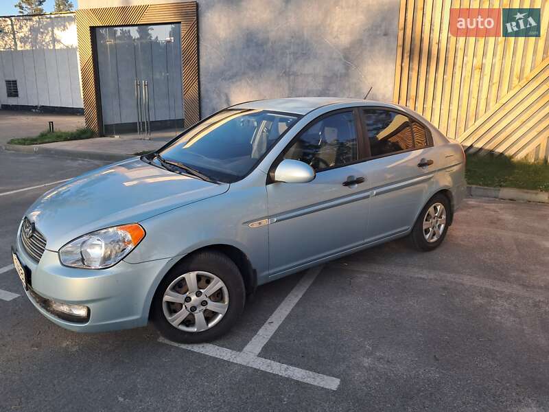 Седан Hyundai Accent 2008 в Киеве