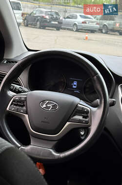 Седан Hyundai Accent 2017 в 