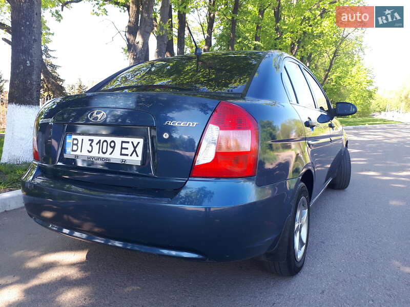 Седан Hyundai Accent 2006 в Полтаве
