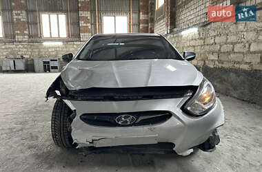 Седан Hyundai Accent 2013 в Тульчині