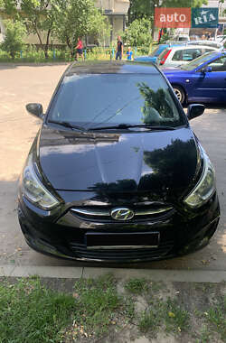 Седан Hyundai Accent 2015 в Киеве