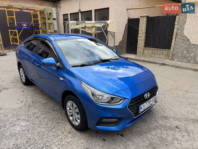 Седан Hyundai Accent 2017 в Харькове