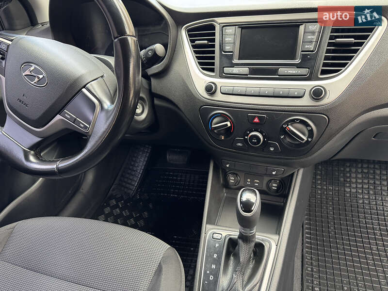 Седан Hyundai Accent 2017 в Харькове