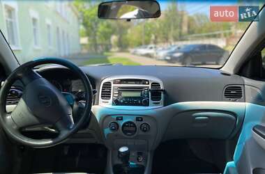 Седан Hyundai Accent 2008 в 