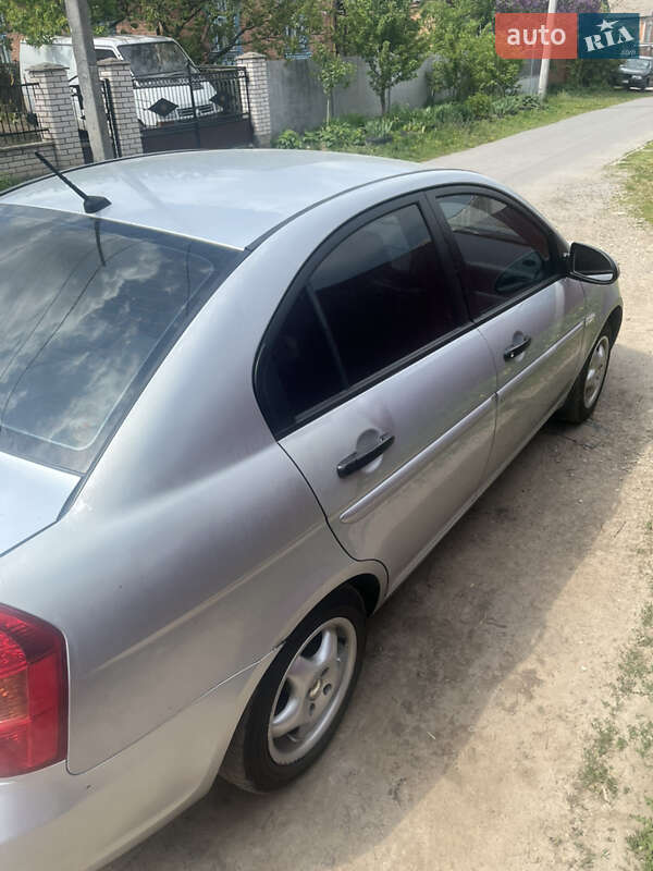 Hyundai Accent 2008