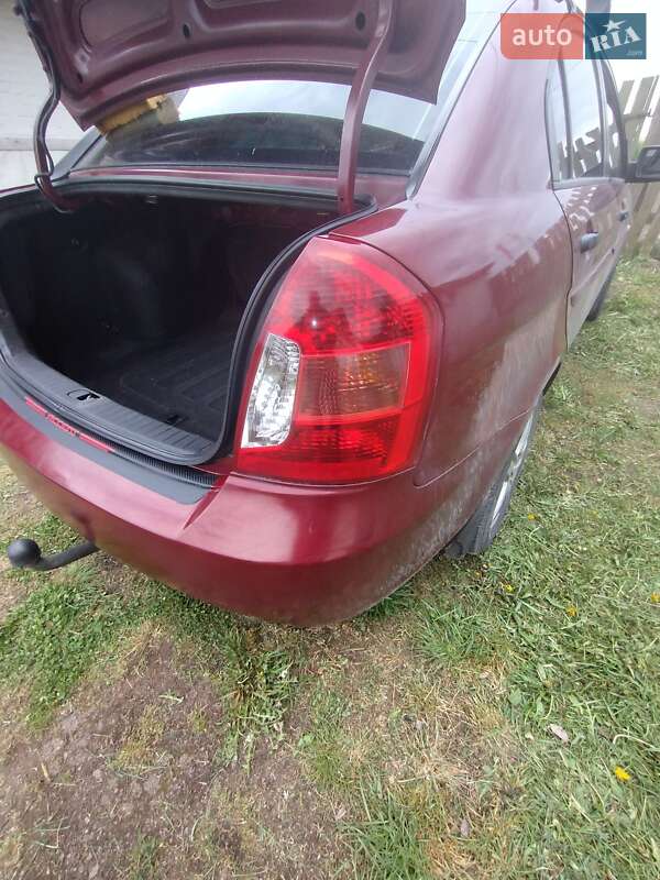 Седан Hyundai Accent 2007 в Києві