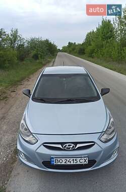 Седан Hyundai Accent 2011 в 