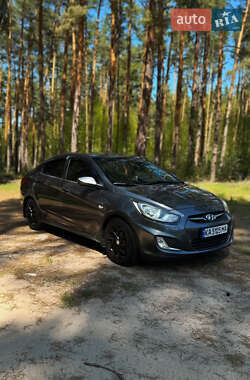 Седан Hyundai Accent 2011 в Киеве