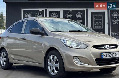 Седан Hyundai Accent 2011 в Полтаве