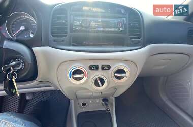Седан Hyundai Accent 2008 в 