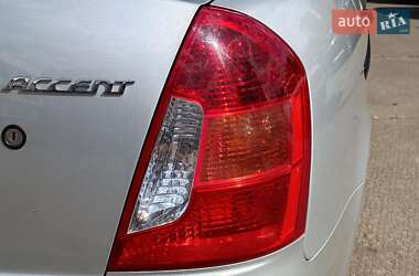 Седан Hyundai Accent 2010 в 
