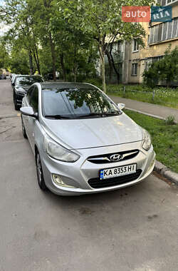 Седан Hyundai Accent 2012 в 