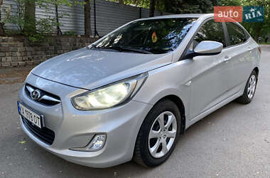 Седан Hyundai Accent 2012 в Харкові