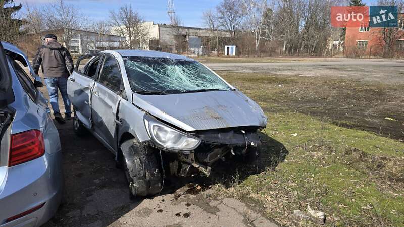 Седан Hyundai Accent 2011 в Лубнах