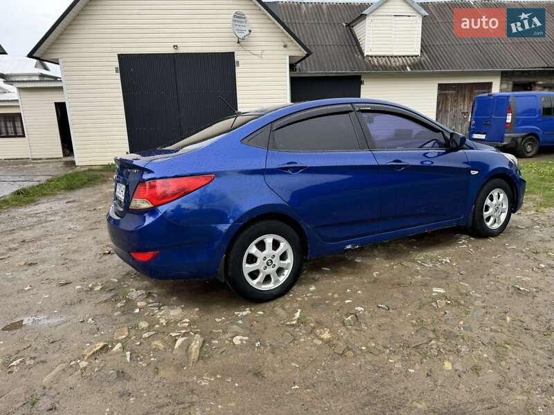 Седан Hyundai Accent 2011 в Косове фото 31 Седан Hyundai Accent 2011 в Косове