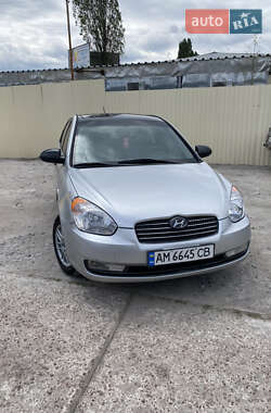 Седан Hyundai Accent 2006 в Киеве
