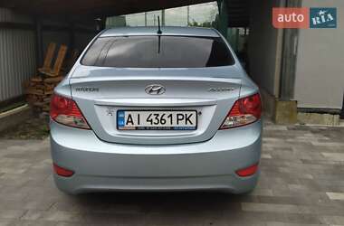 Седан Hyundai Accent 2011 в 