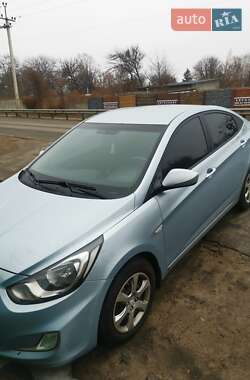 Седан Hyundai Accent 2012 в Киеве