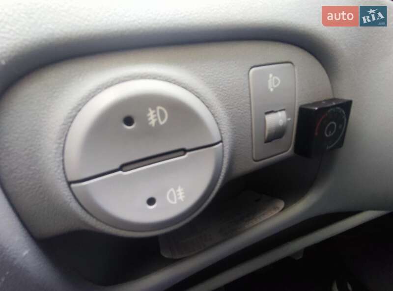 Седан Hyundai Accent 2008 в Киеве