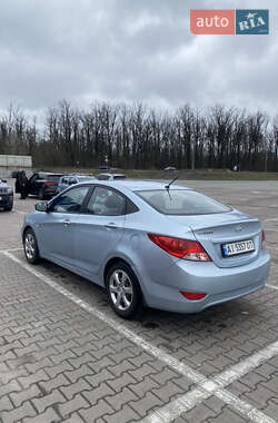 Седан Hyundai Accent 2011 в 