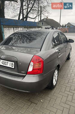 Седан Hyundai Accent 2010 в 