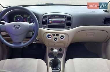 Седан Hyundai Accent 2008 в 