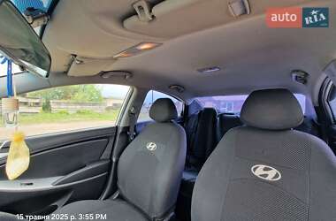 Седан Hyundai Accent 2011 в 