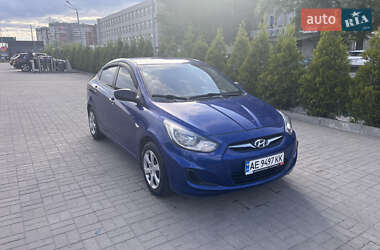 Седан Hyundai Accent 2011 в Дніпрі