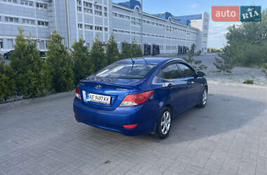 Седан Hyundai Accent 2011 в 