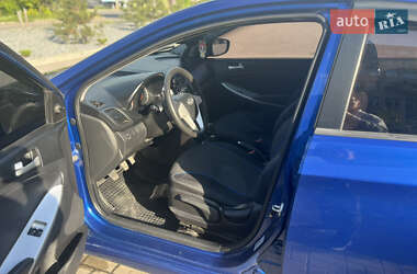 Седан Hyundai Accent 2011 в 