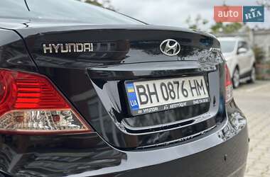 Седан Hyundai Accent 2012 в 