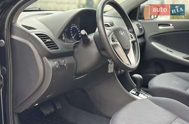 Седан Hyundai Accent 2012 в 