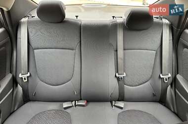 Седан Hyundai Accent 2012 в 