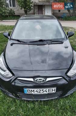 Седан Hyundai Accent 2013 в Лебедине