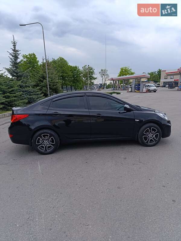 Седан Hyundai Accent 2011 в Харькове