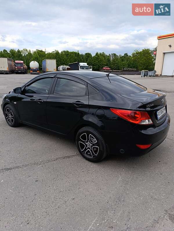 Седан Hyundai Accent 2011 в Харькове