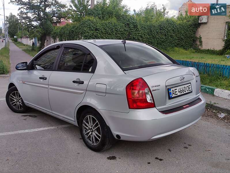 Седан Hyundai Accent 2008 в Киеве